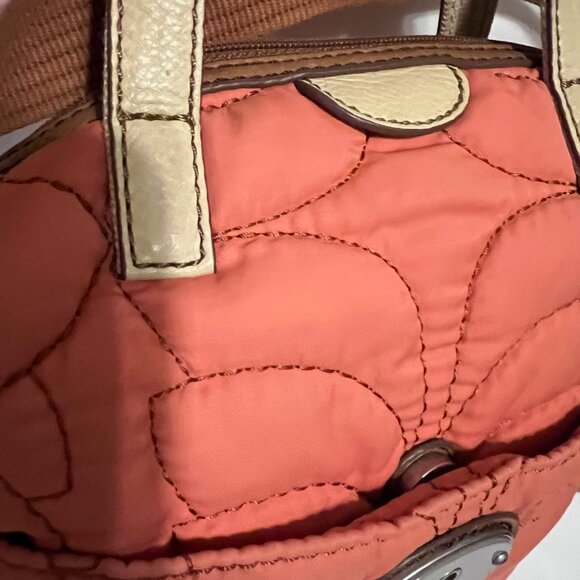 Fossil "Key-Pen" Orange/Peach Quilted Tan Trim Crossbody Purse-Lightweight-Comfy - Picture 10 of 15